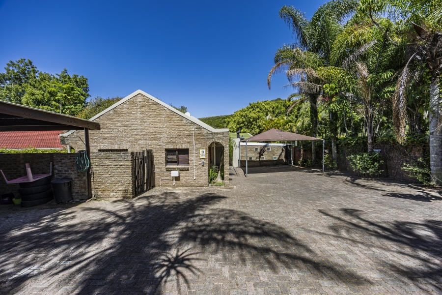 4 Bedroom Property for Sale in Nahoon Valley Park Eastern Cape